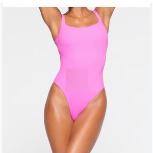 SKIMS Fits Everybody Neon Pink Square Neck Sleeveless Bodysuit‎ 4X